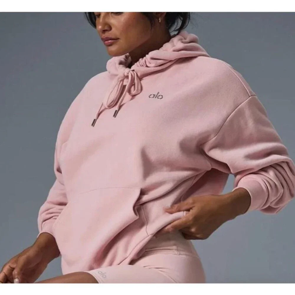 Alo Pink Yoga Accolade Hoodie Ballet Pink